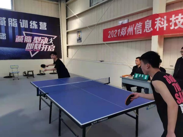 我校樊富贵同学荣获郑信科中专部乒乓球比赛冠军_http://www.jidianku.com_校园动态_第1张
