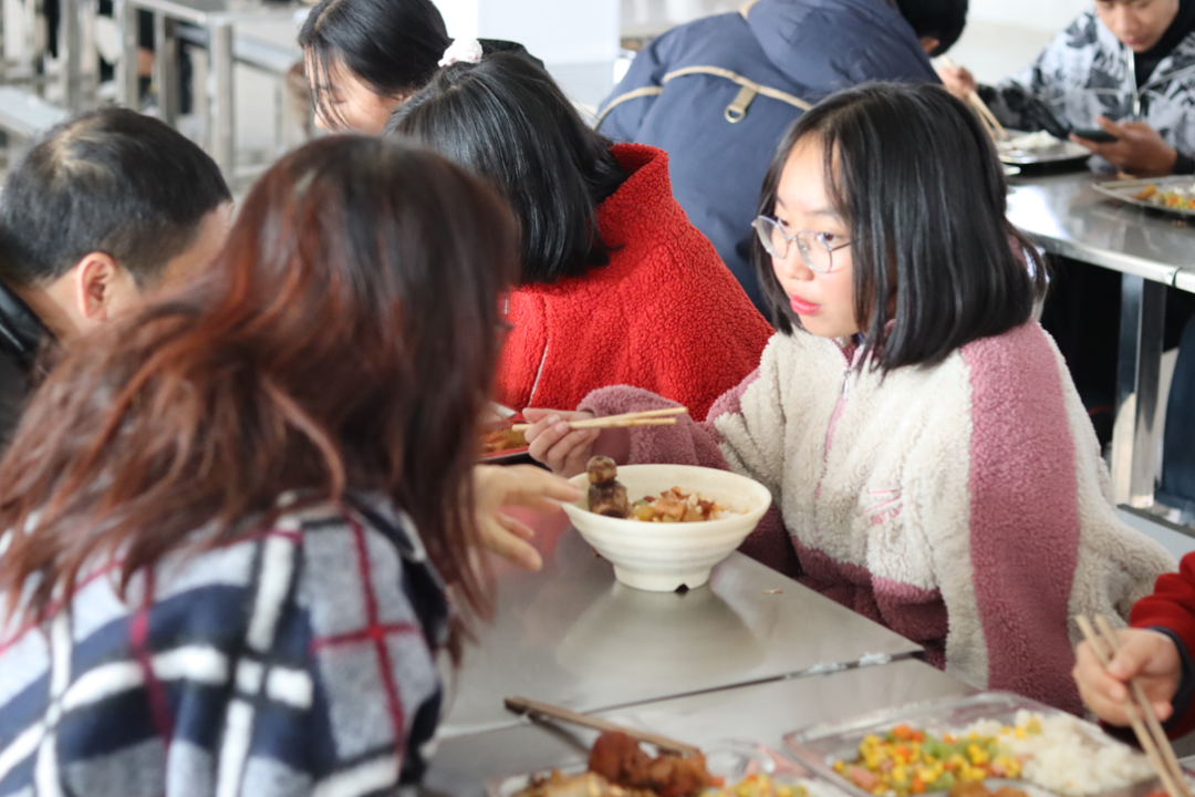 热烈欢迎李博院长深入荥阳校区视察指导工作！_http://www.jidianku.com_校园活动_第10张