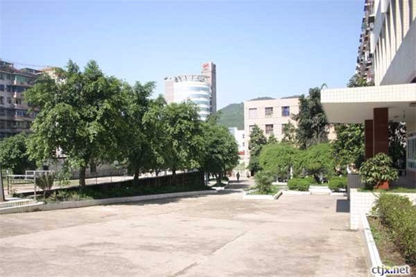 重庆铁路运输技师学院_http://www.jidianku.com_河南中专学校_第3张